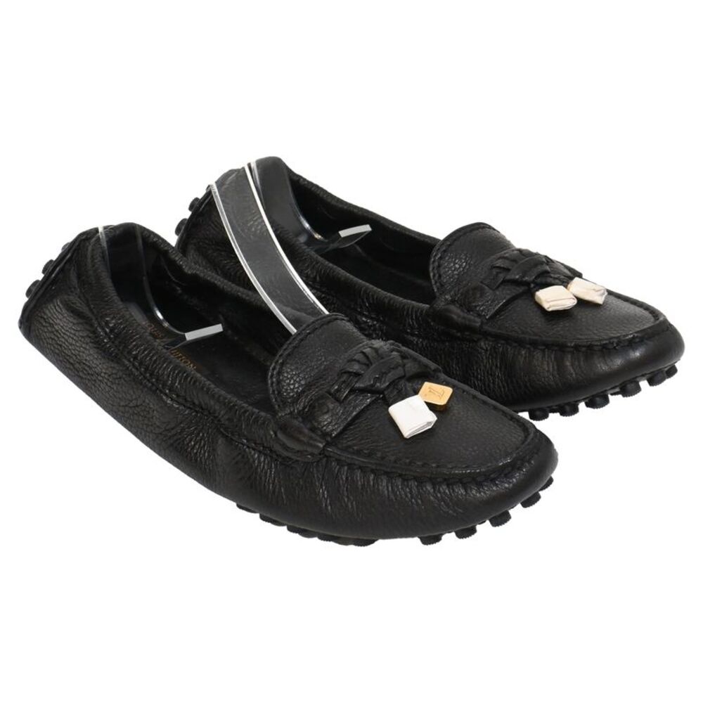 Louis Vuitton Lemon Loafers in Black Leather - Picture 4 of 9